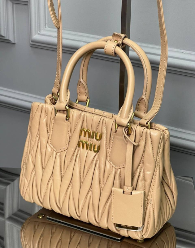 СУМКА MIU MIU фото