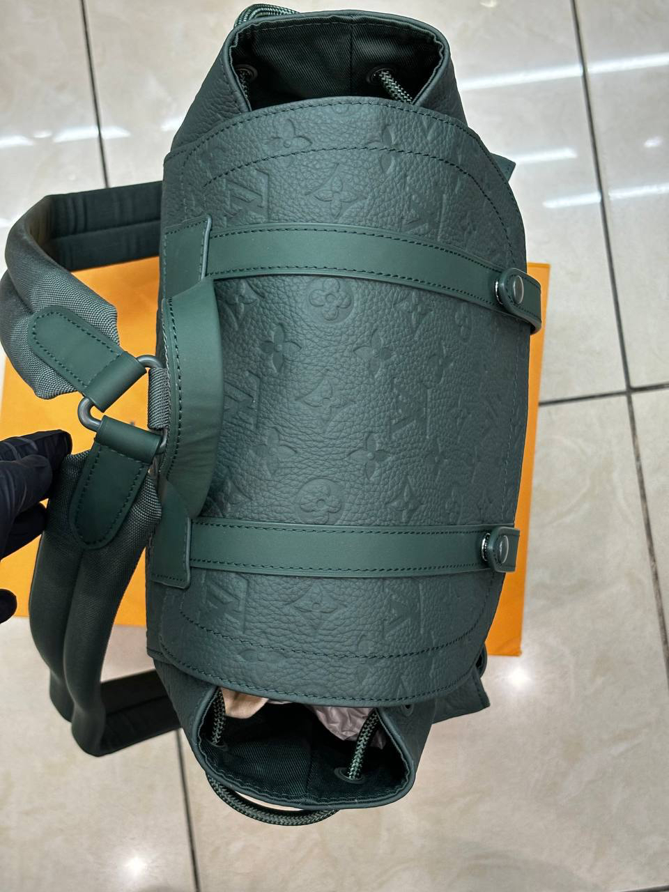 МУЖСКОЙ РЮКЗАК LOUIS VUITTON детальное фото