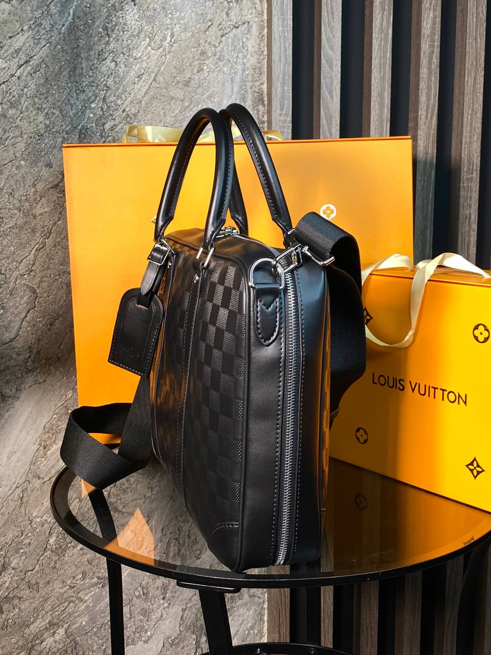 МУЖСКОЙ ПОРТФЕЛЬ LOUIS VUITTON детальное фото