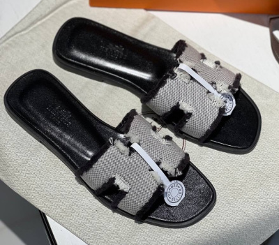 ШЛЕПКИ HERMES фото