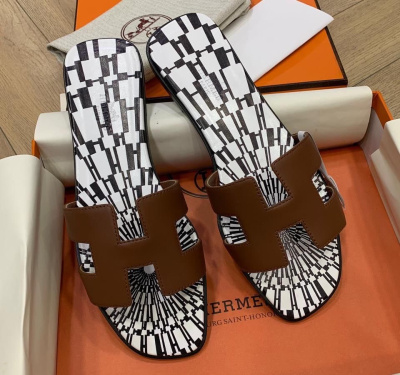 ШЛЕПКИ HERMES фото