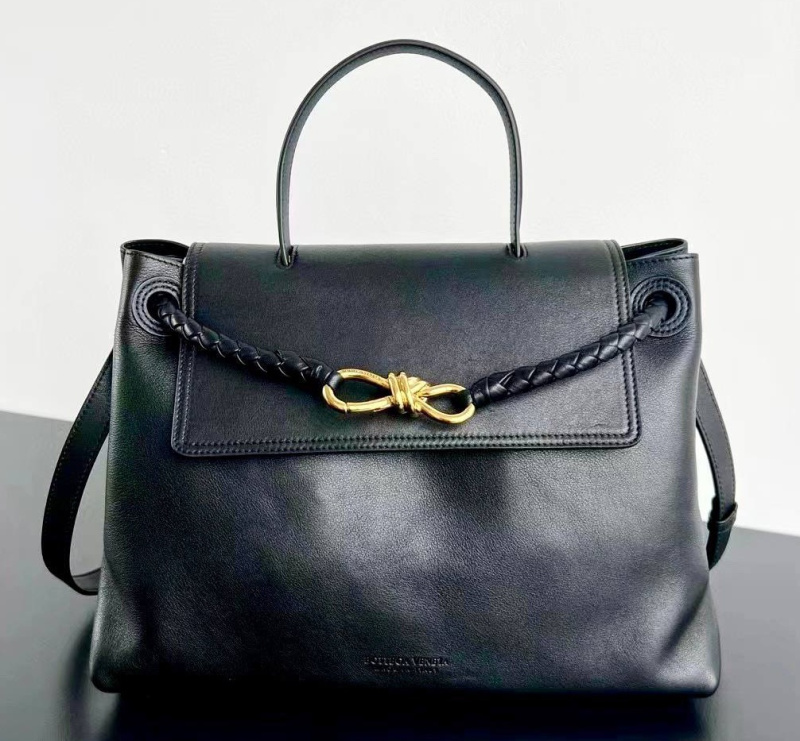 СУМКА BOTTEGA VENETA фото