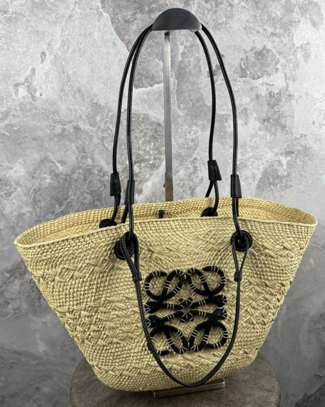 СУМКА LOEWE фото