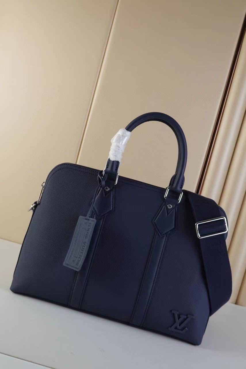 МУЖСКОЙ ПОРТФЕЛЬ LOUIS VUITTON детальное фото