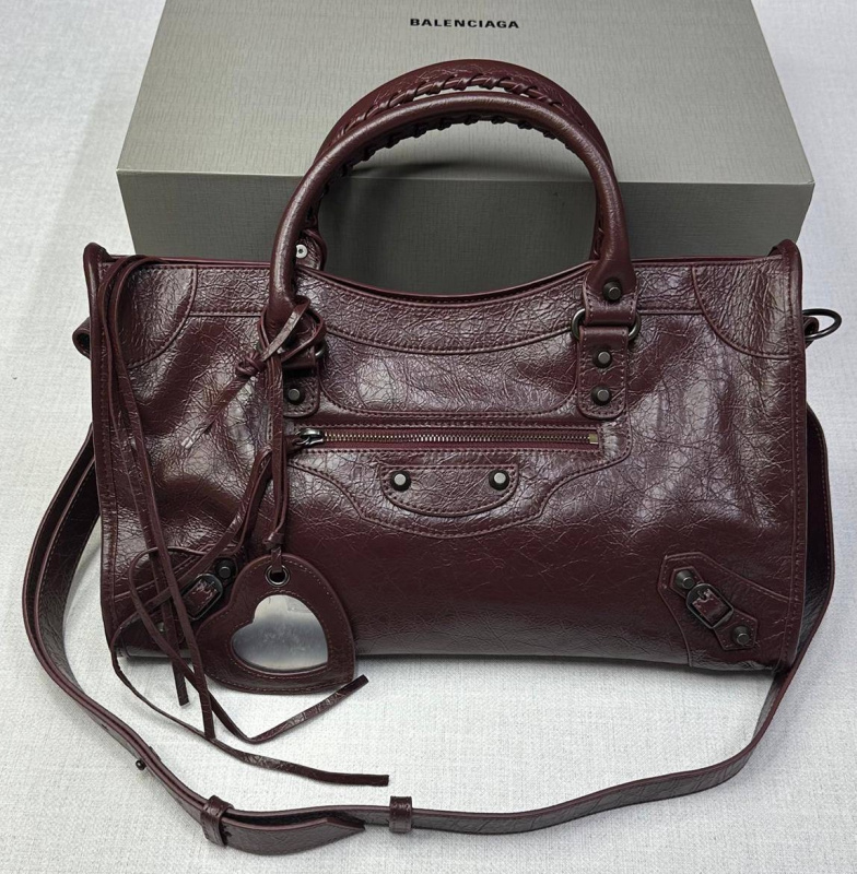 СУМКА BALENCIAGA фото