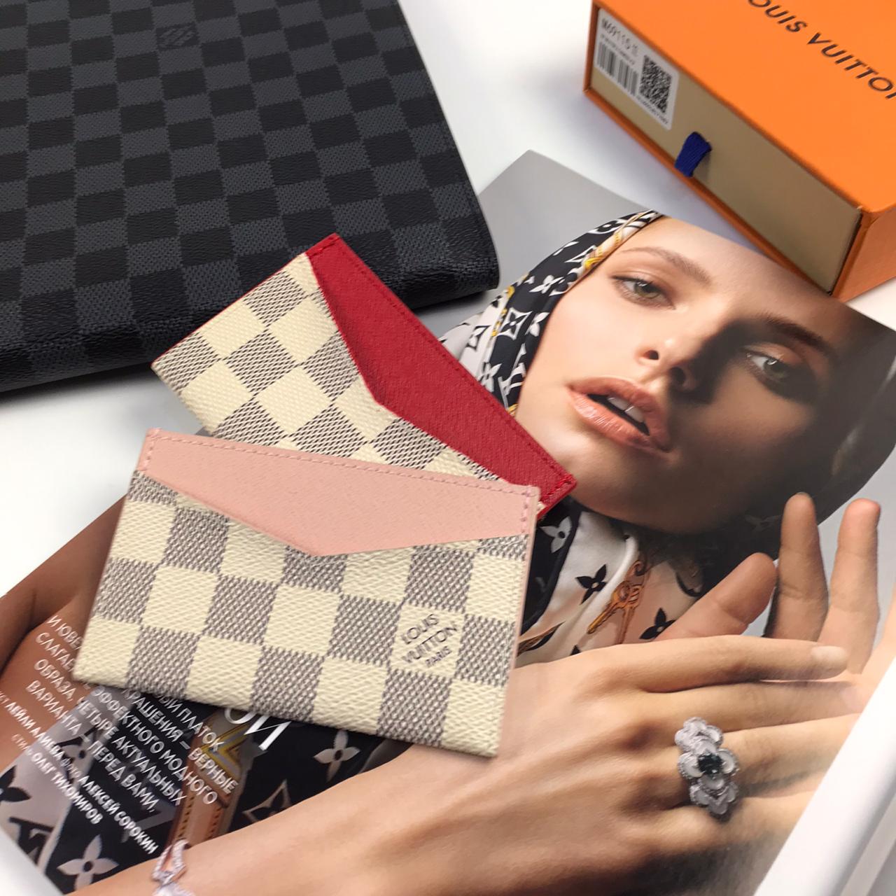 ВИЗИТНИЦА LOUIS VUITTON детальное фото