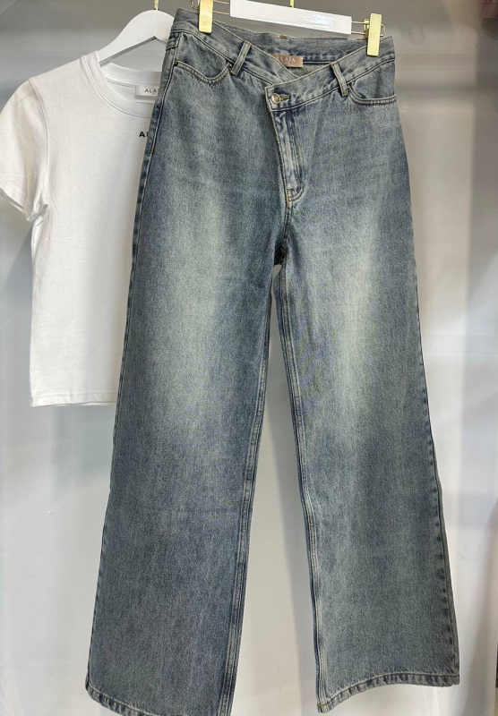 ДЖИНСЫ ALAIA фото