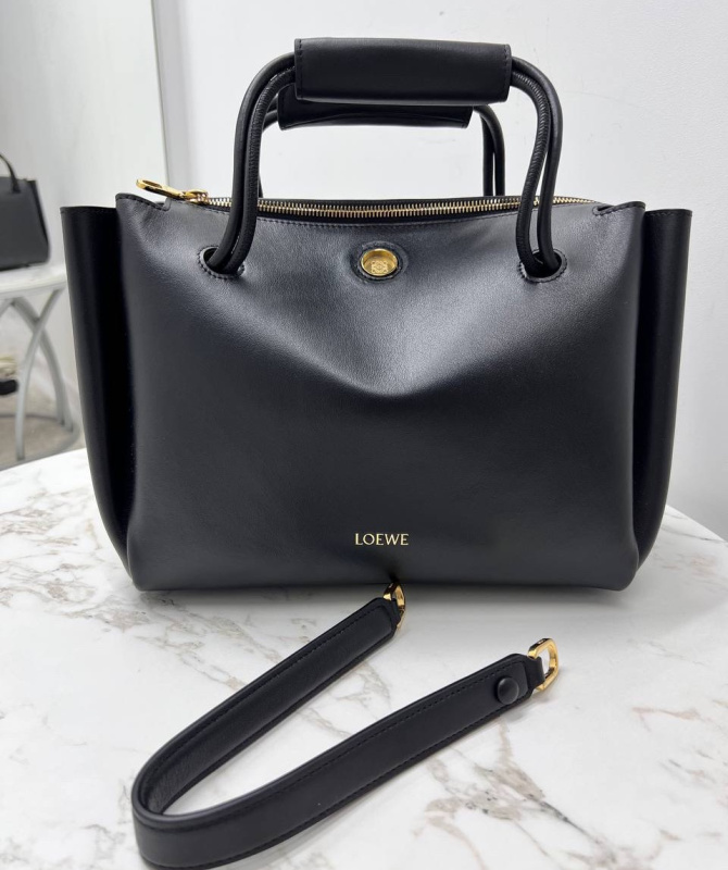 СУМКА LOEWE фото