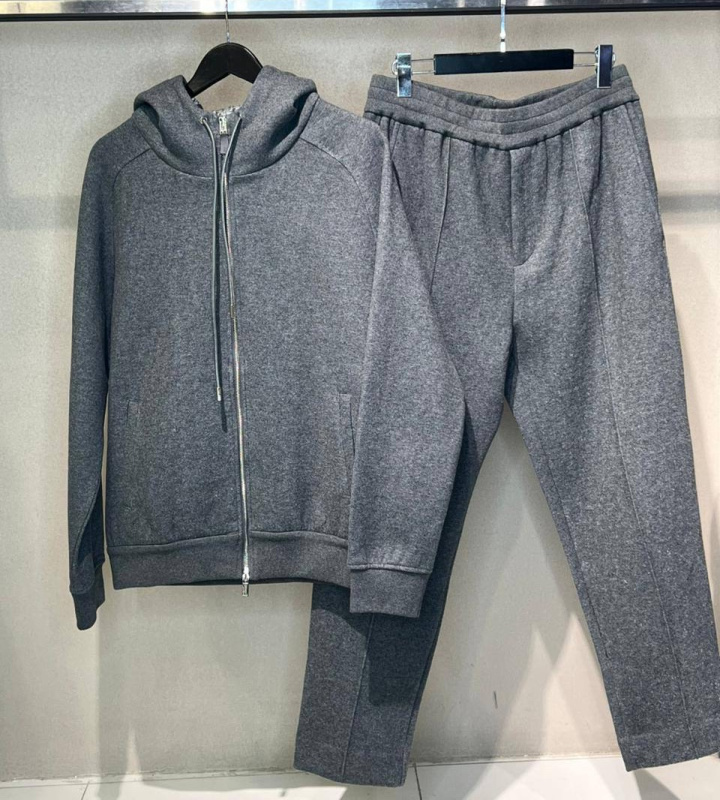 МУЖСКОЙ КОСТЮМ CHRISTIAN DIOR фото