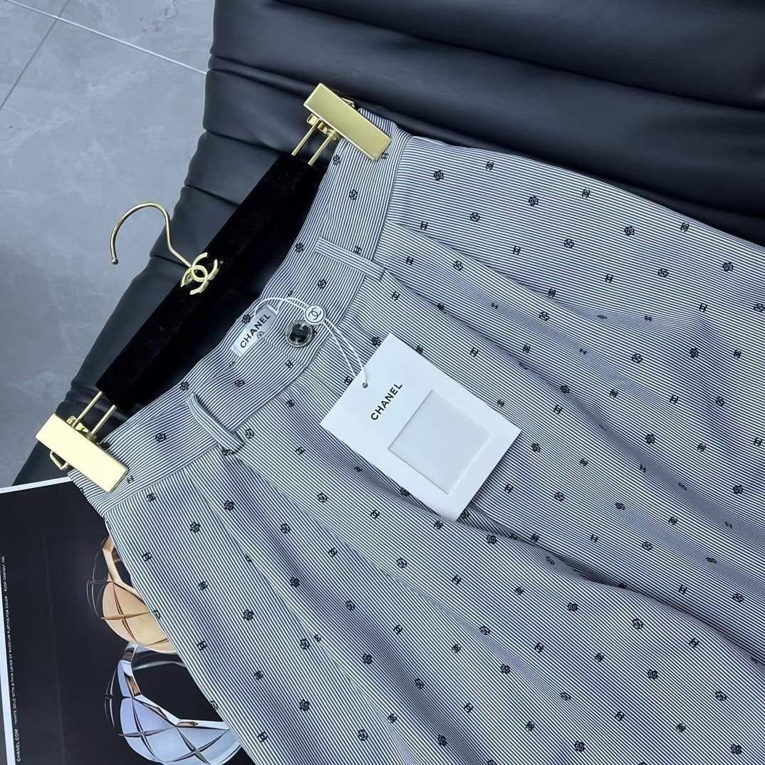 БРЮКИ CHANEL детальное фото