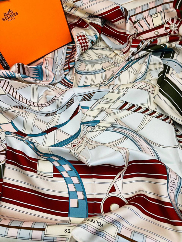 ПЛАТОК HERMES фото