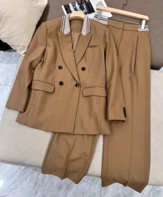 КОСТЮМ BRUNELLO CUCINELLI фото