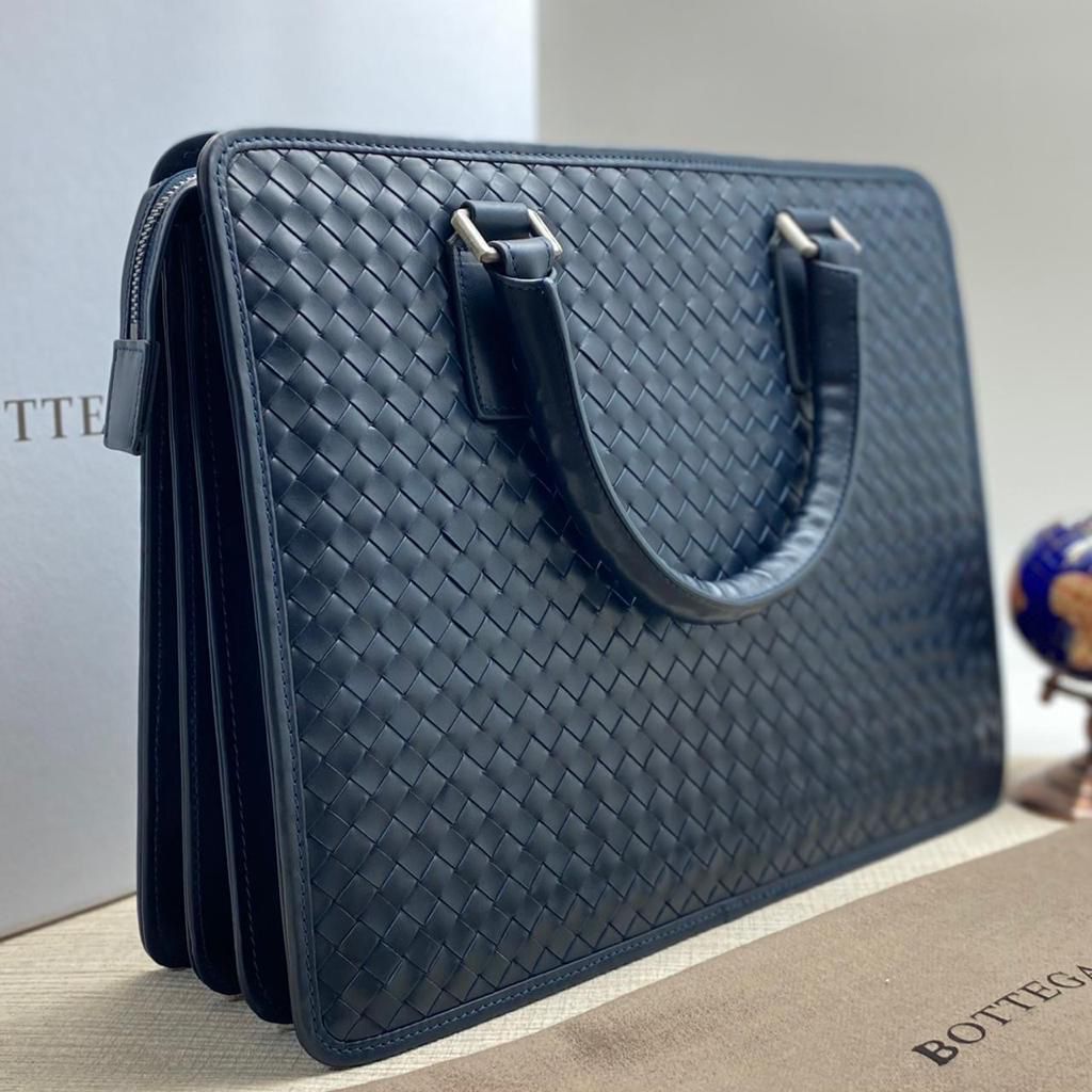 ПОРТФЕЛЬ BOTTEGA VENETA детальное фото
