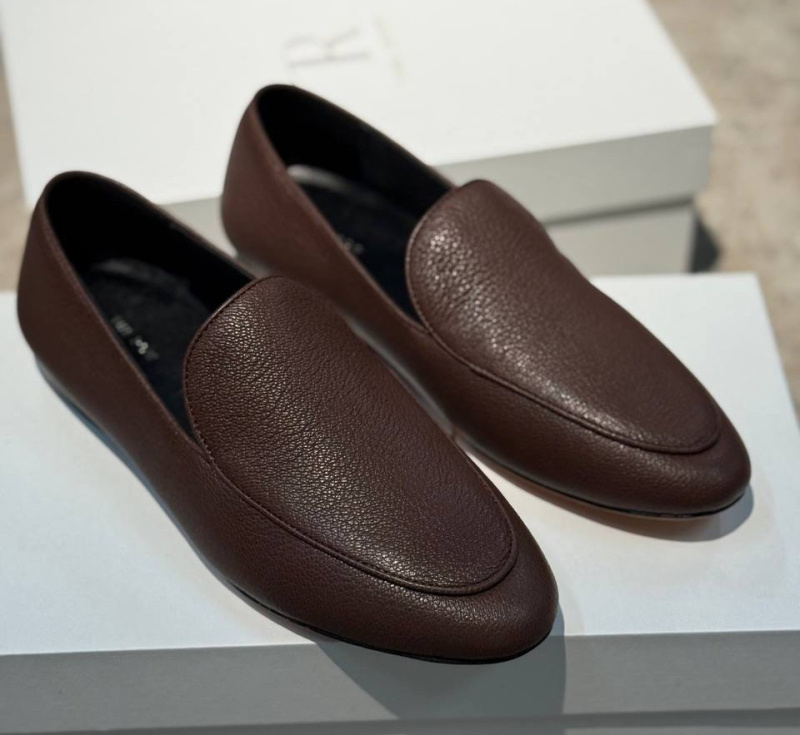 ЛОФЕРЫ THE ROW фото