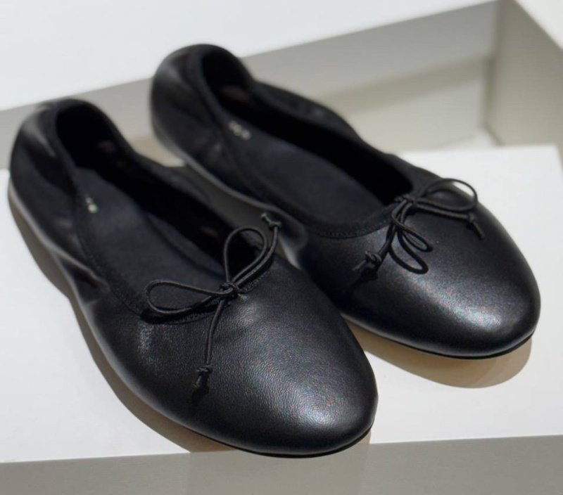 БАЛЕТКИ THE ROW фото