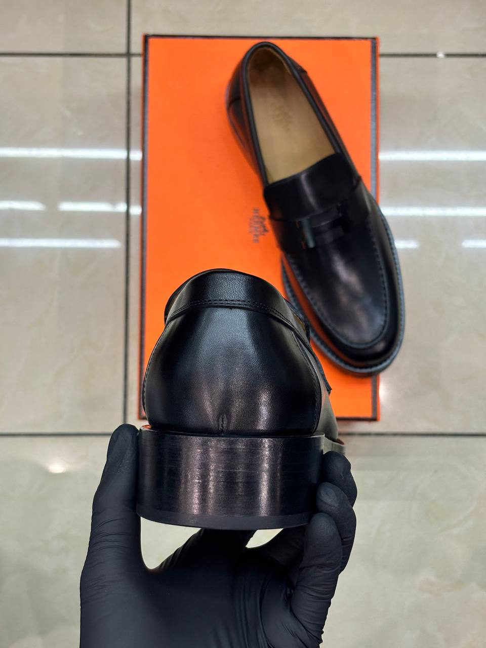 МУЖСКИЕ ЛОФЕРЫ HERMES детальное фото