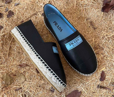 ЭСПАДРИЛЬИ PRADA фото