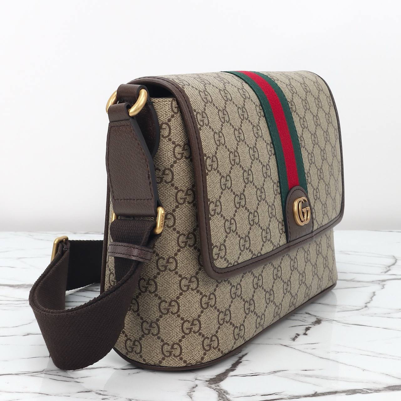 МУЖСКАЯ СУМКА МЕССЕНДЖЕР GUCCI детальное фото
