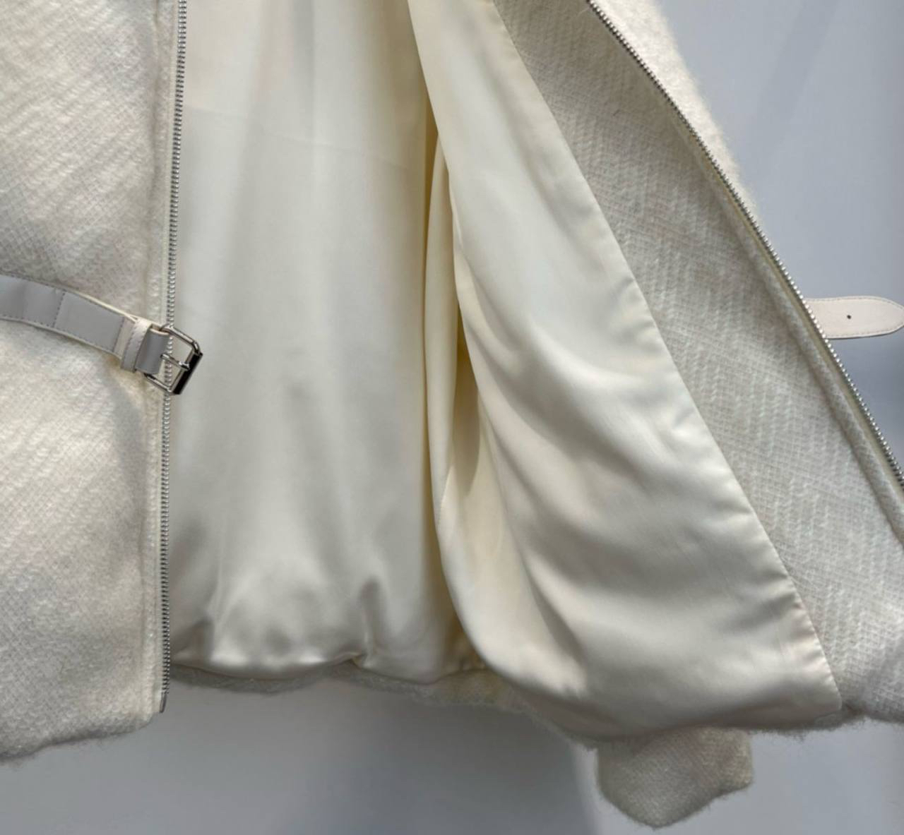 ПУХОВИК LORO PIANA детальное фото