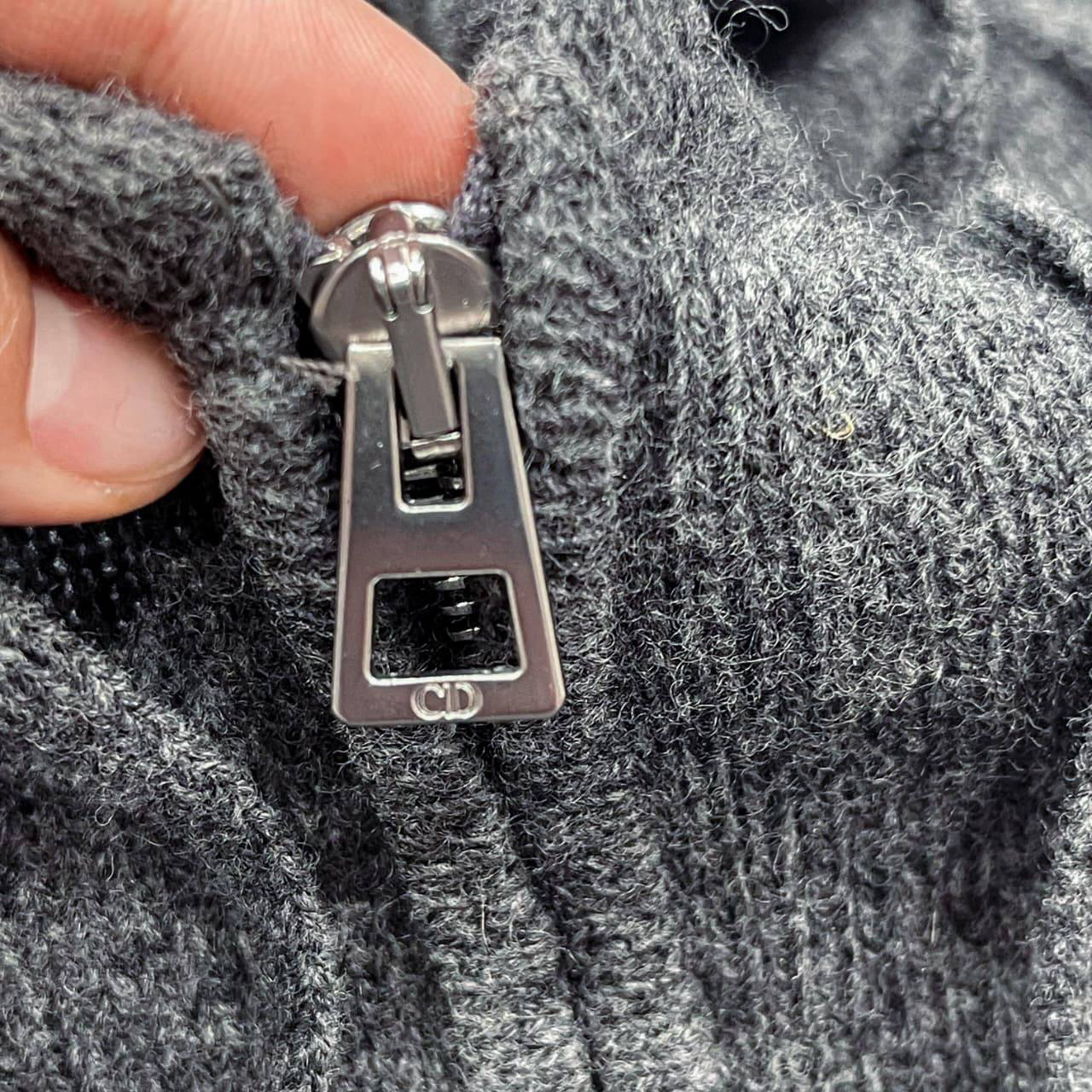 КАРДИГАН CHRISTIAN DIOR детальное фото