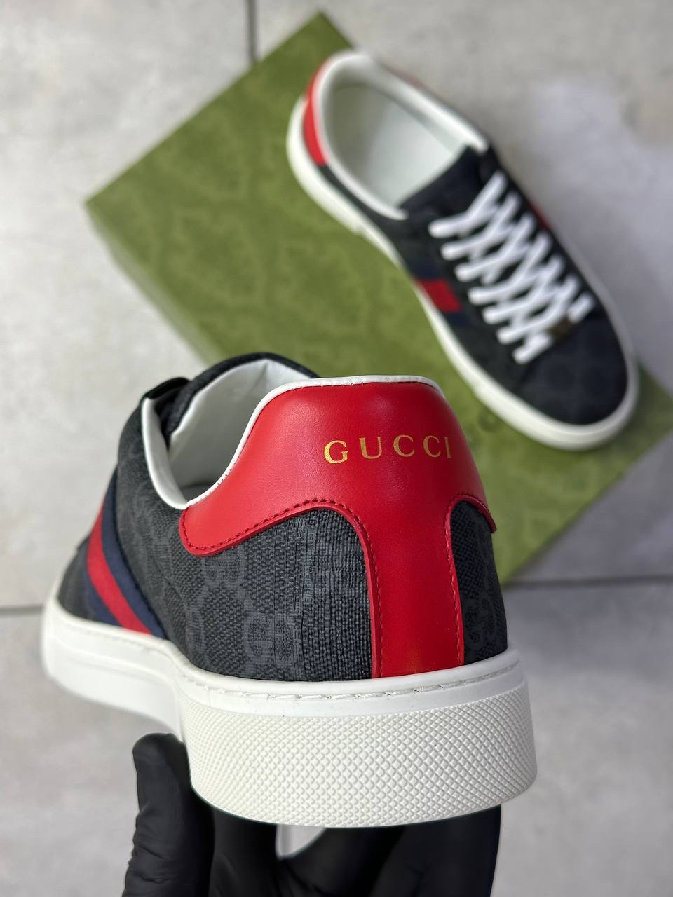 МУЖСКИЕ КЕДЫ GUCCI детальное фото
