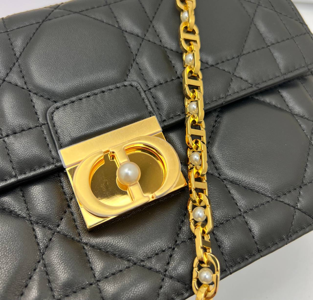 СУМКА CHRISTIAN DIOR детальное фото