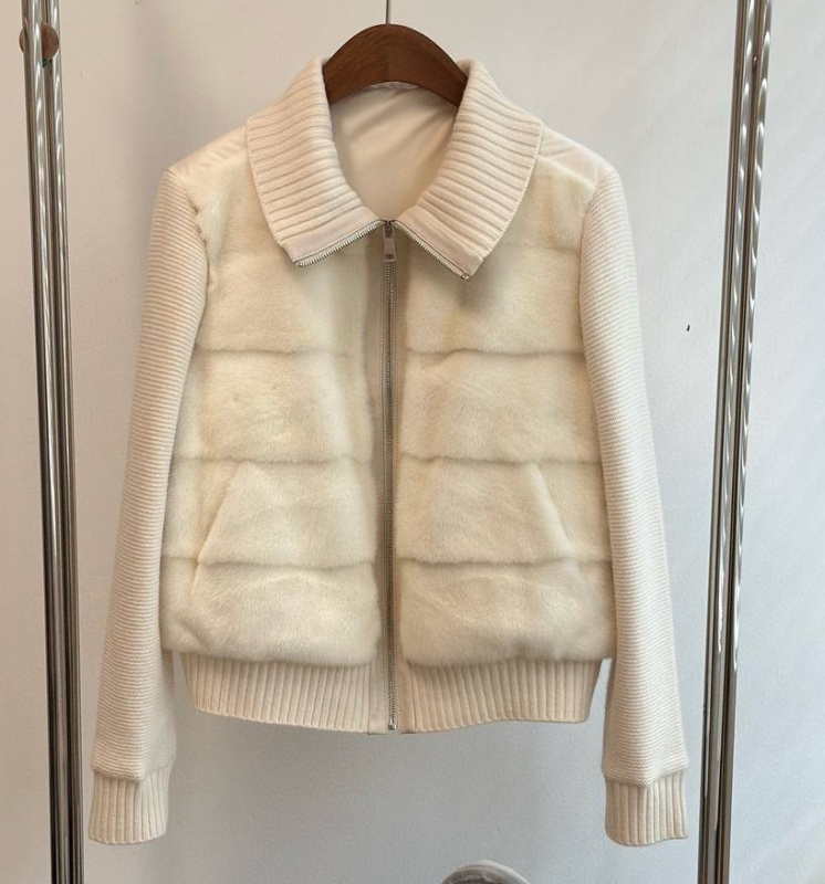 КУРТКА LORO PIANA фото