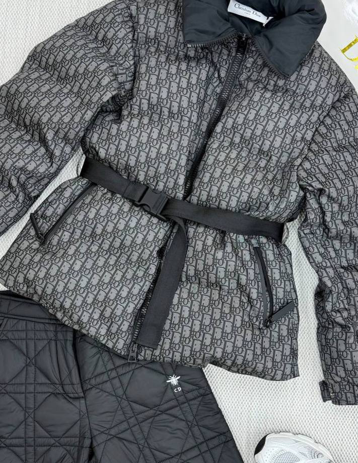 ПУХОВИК CHRISTIAN DIOR детальное фото
