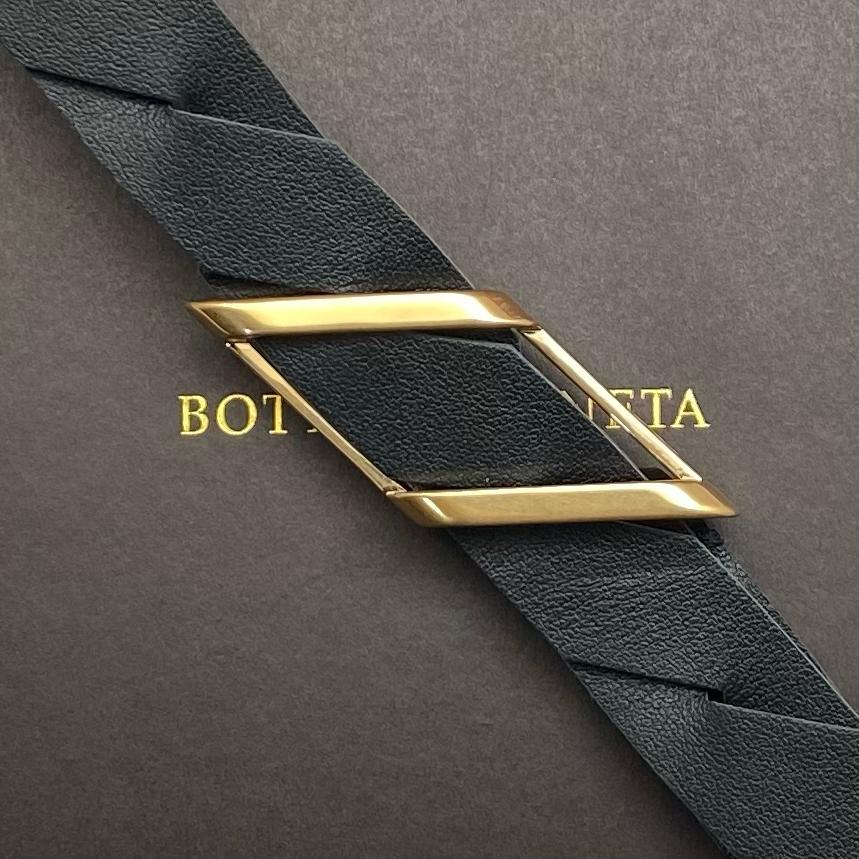 ЖЕНСКИЙ РЕМЕНЬ BOTTEGA VENETA детальное фото