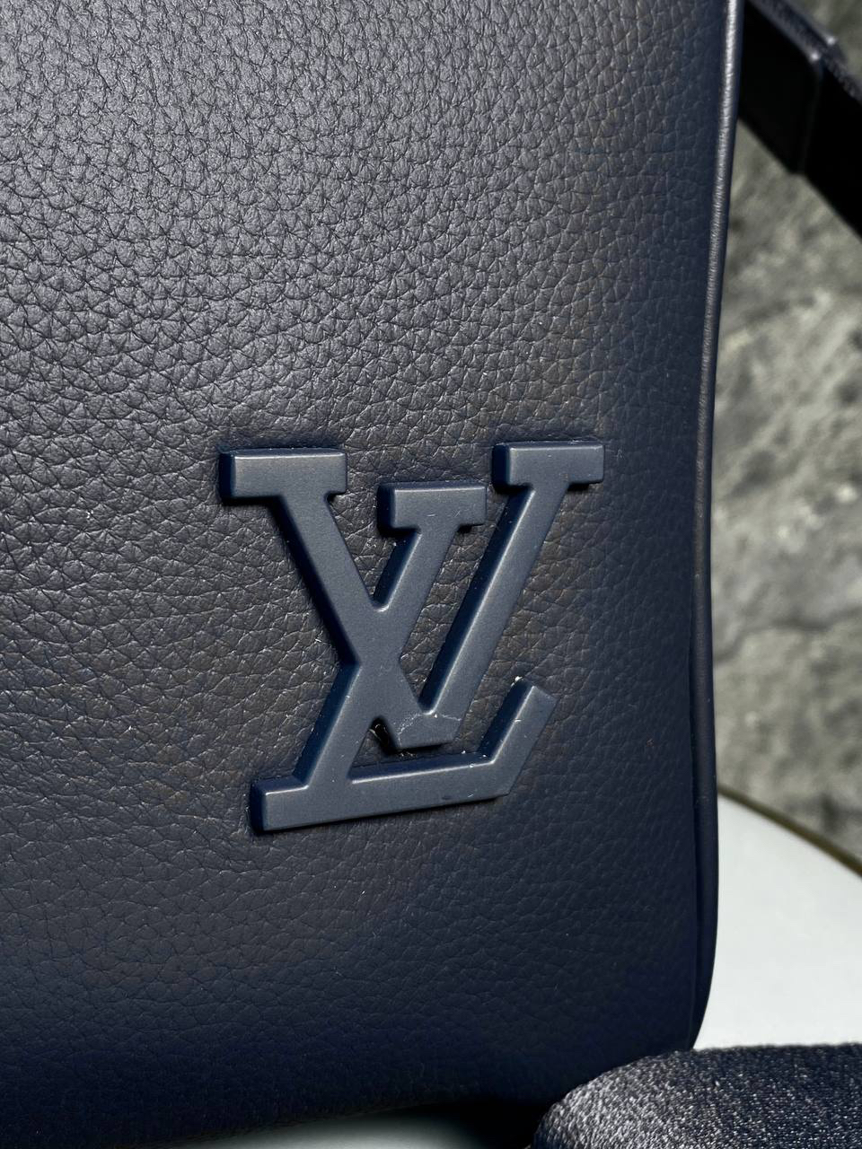 ДОРОЖНАЯ СУМКА LOUIS VUITTON детальное фото