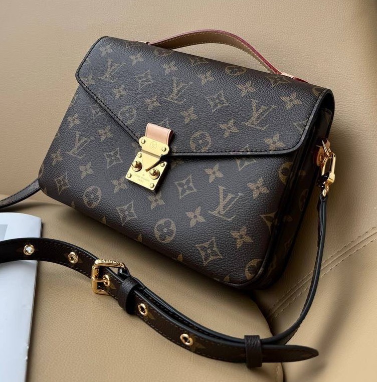 СУМКА LOUIS VUITTON POCHETTE METIS фото