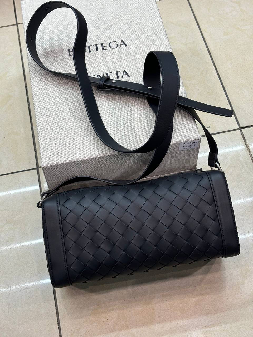 МУЖСКАЯ СУМКА МЕССЕНДЖЕР BOTTEGA VENETA детальное фото