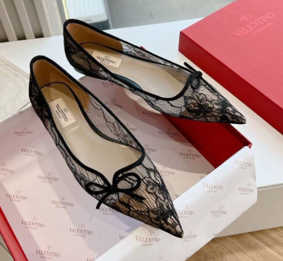 ТУФЛИ VALENTINO фото
