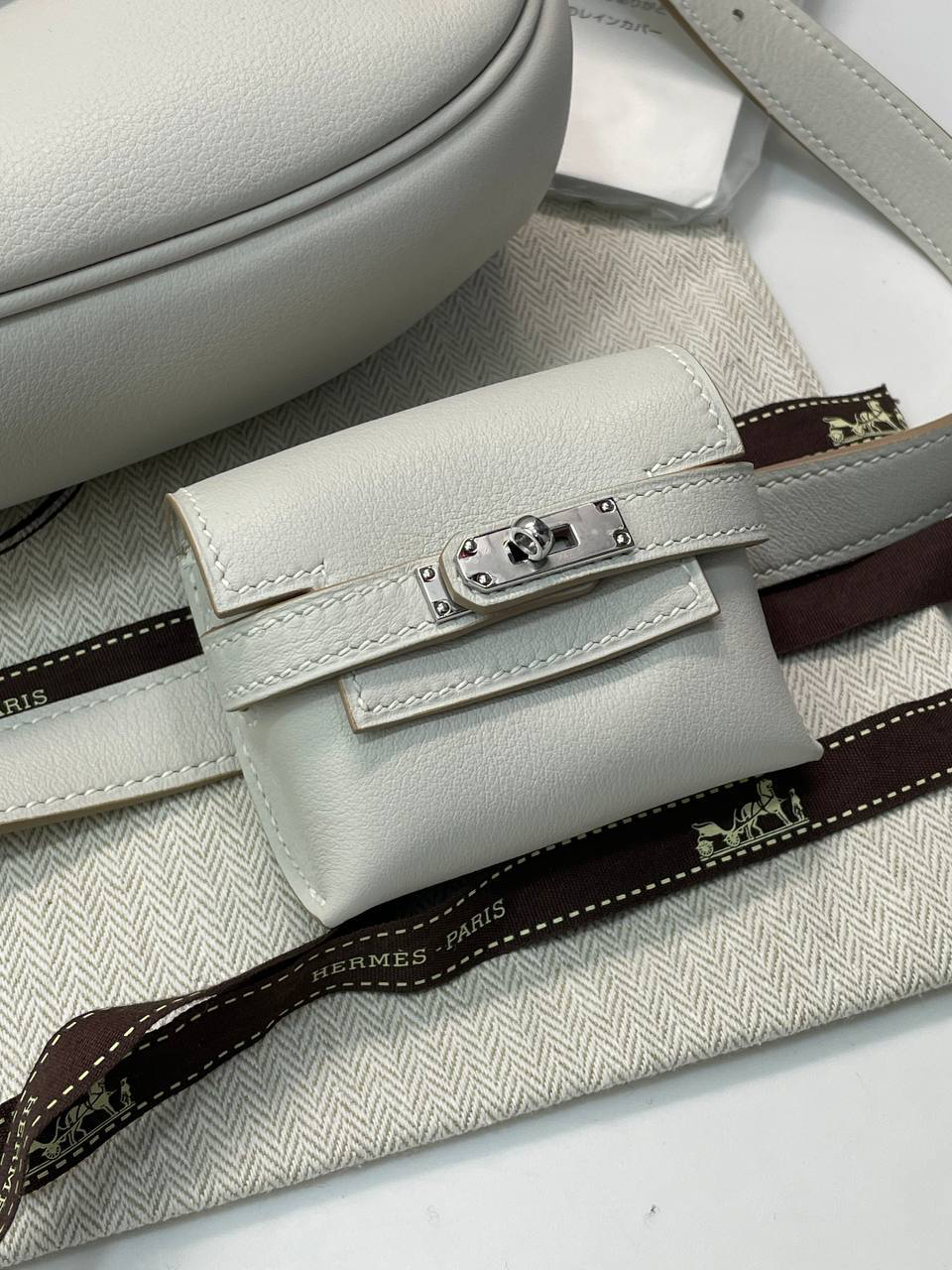 СУМКА HERMES KELLY MOOVE детальное фото