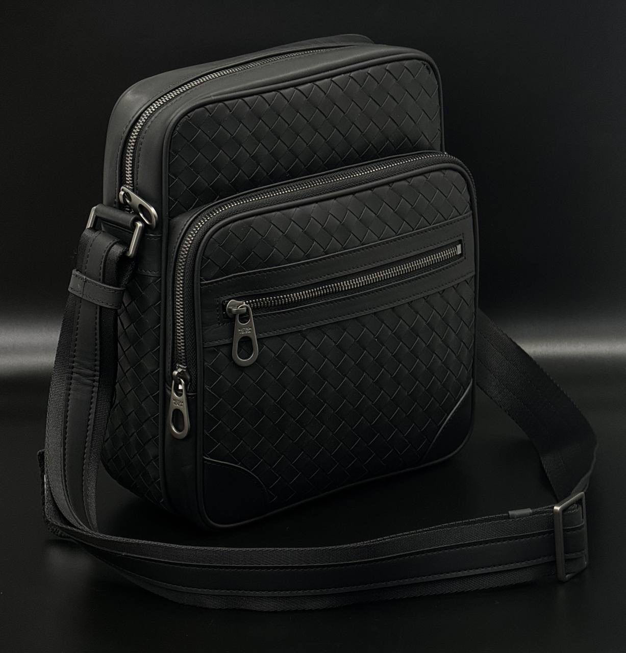 МУЖСКАЯ СУМКА МЕССЕНДЖЕР BOTTEGA VENETA детальное фото