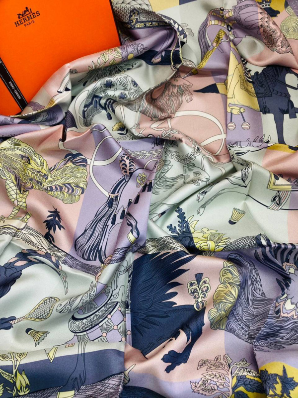 ПЛАТОК HERMES фото