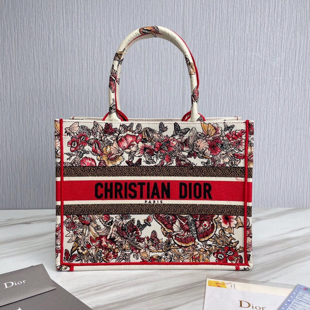 СУМКА CHRISTIAN DIOR BOOK 41 детальное фото