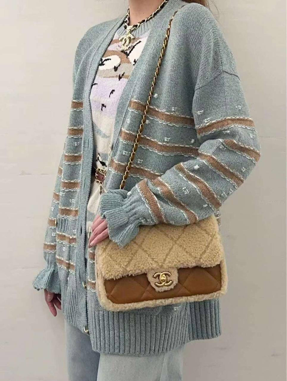 КАРДИГАН CHANEL детальное фото