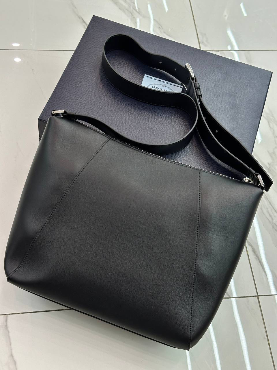 МУЖСКАЯ СУМКА МЕССЕНДЖЕР PRADA детальное фото
