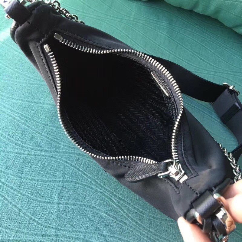 СУМКА PRADA детальное фото