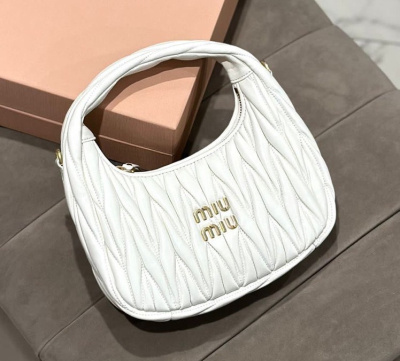 СУМКА MIU MIU WANDER фото