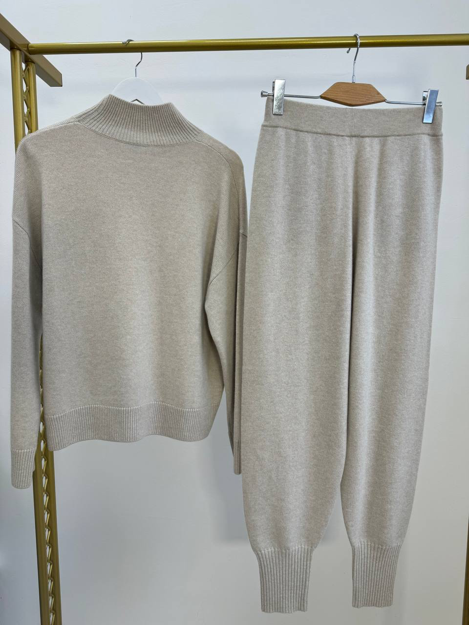 КОСТЮМ BRUNELLO CUCINELLI детальное фото