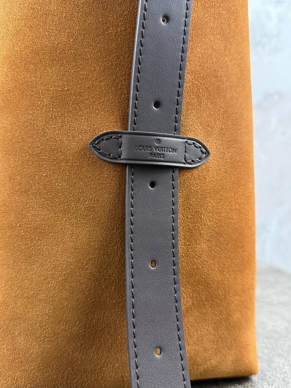 СУМКА LOUIS VUITTON детальное фото