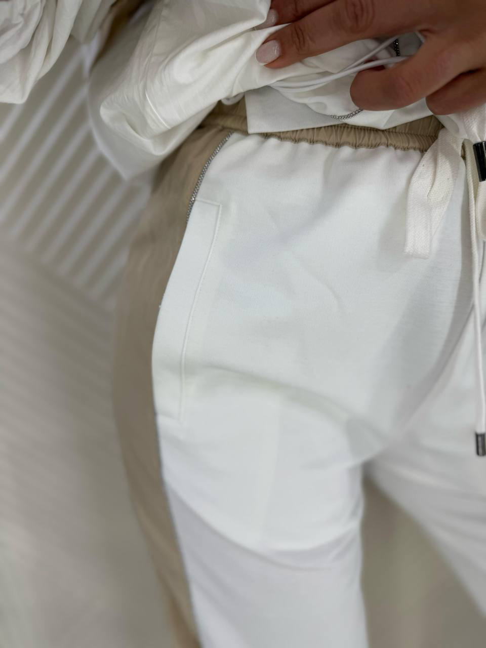 КОСТЮМ BRUNELLO CUCINELLI детальное фото