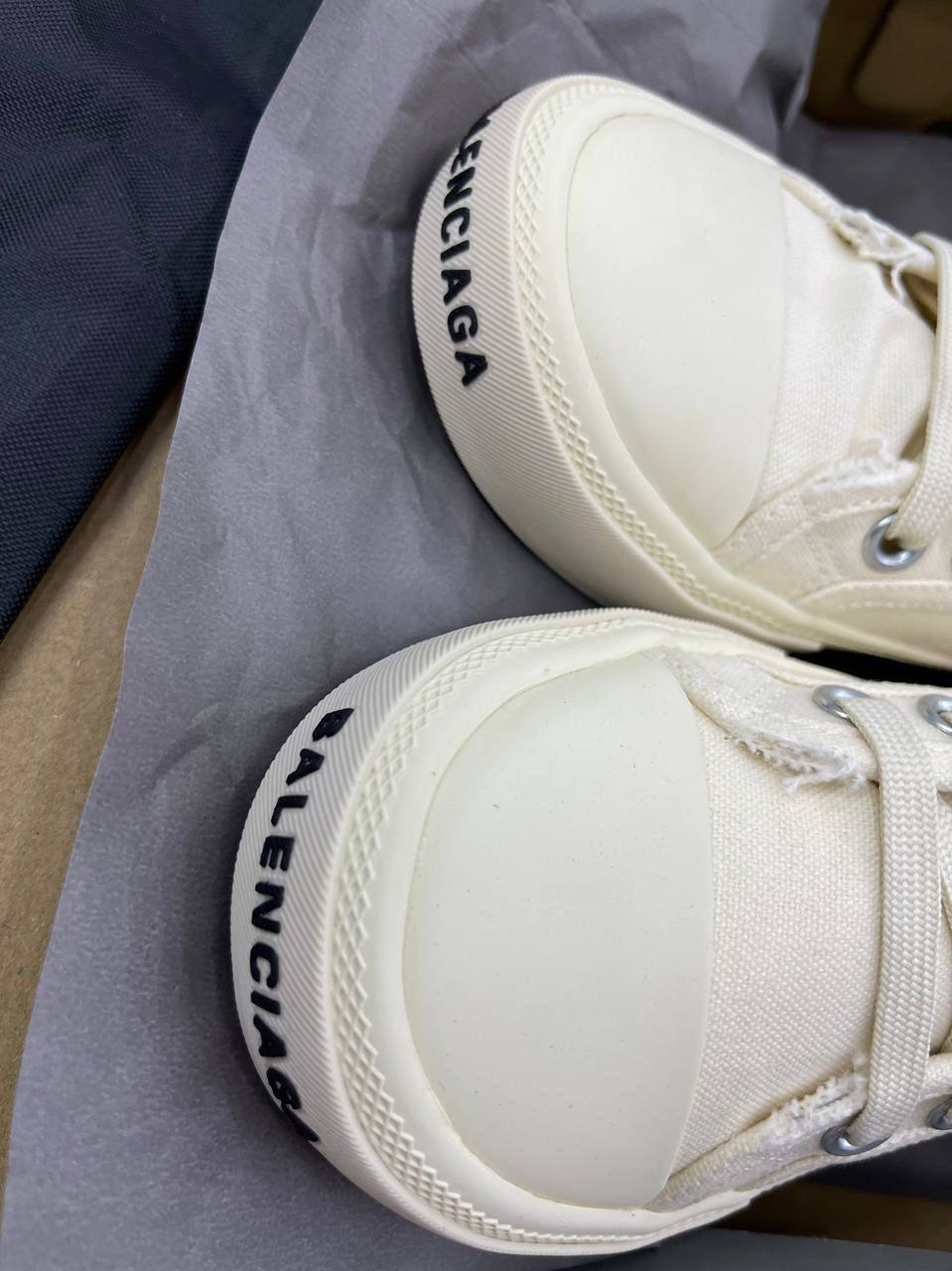 КЕДЫ BALENCIAGA детальное фото