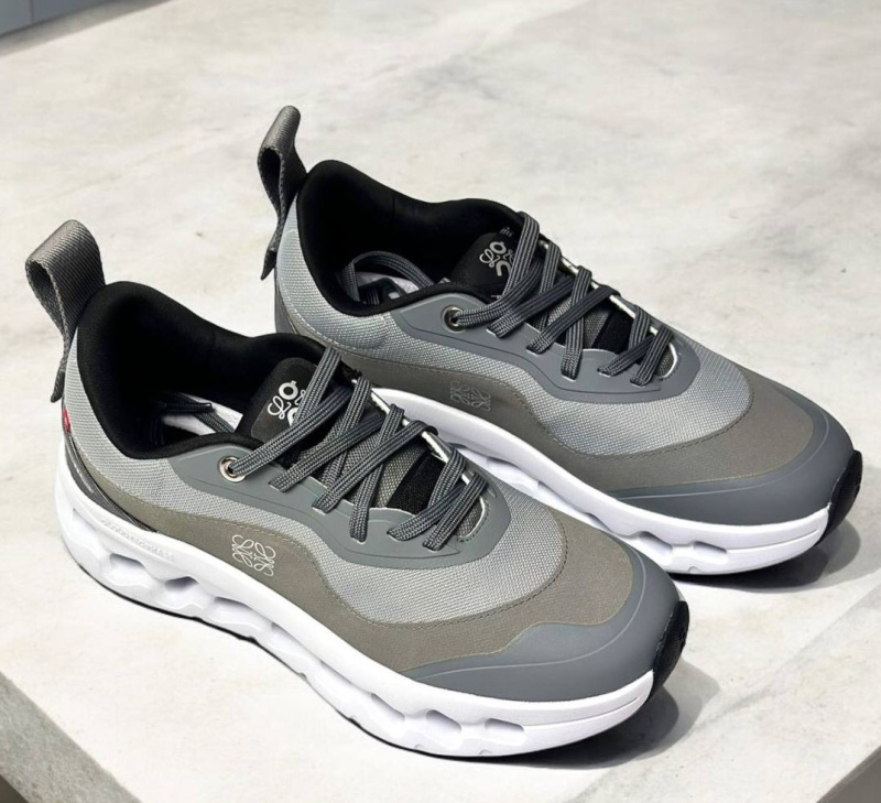 КРОССОВКИ LOEWE фото