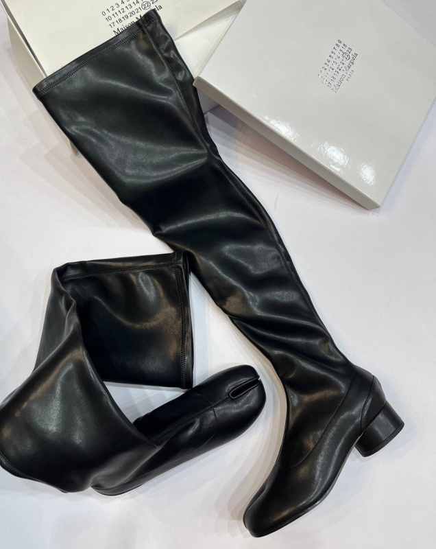 САПОГИ БОТФОРТЫ MAISON MARGIELA фото