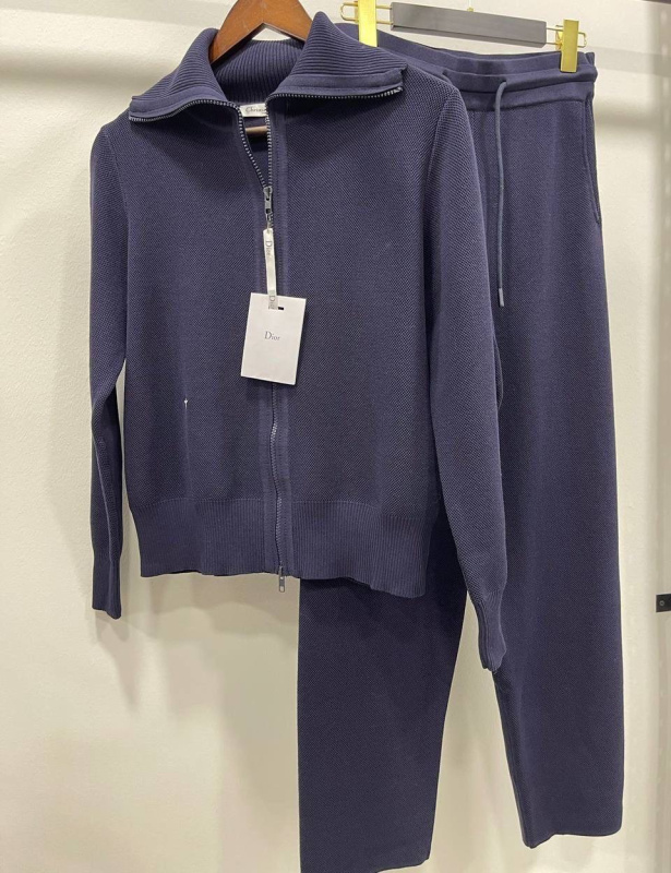 КОСТЮМ CHRISTIAN DIOR фото