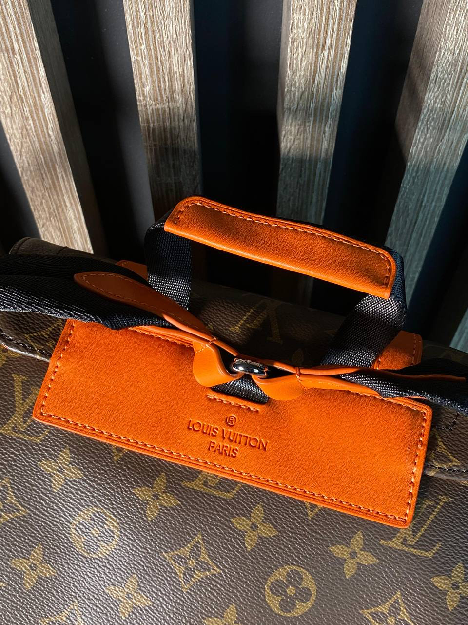 МУЖСКОЙ РЮКЗАК LOUIS VUITTON детальное фото