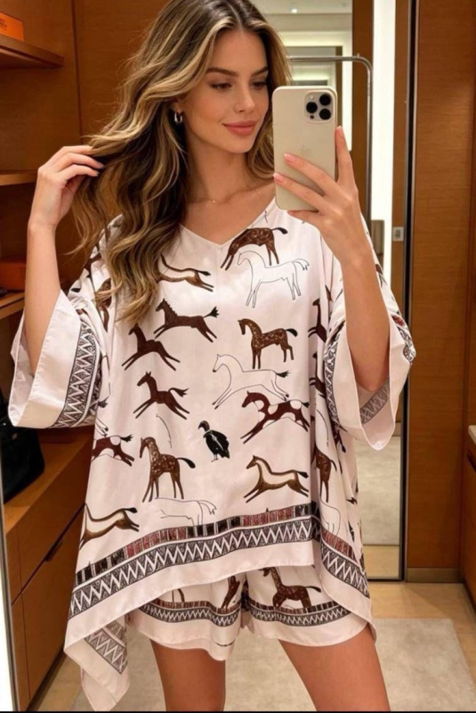 КОСТЮМ HERMES фото